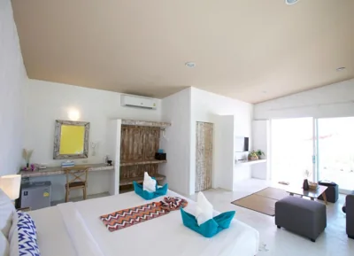 Beachfront Suite — Lime N Soda Beachfront Resort